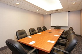 Hampton Inn & Suites Lincolnshire