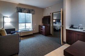 Hampton Inn & Suites Lincolnshire