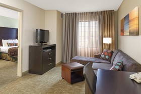 Staybridge Suites Chicago - Lincolnshire