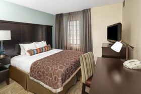 Staybridge Suites Chicago - Lincolnshire
