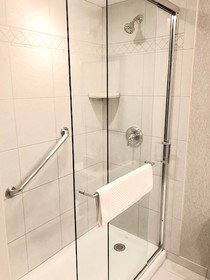 DoubleTree by Hilton Lisle Naperville