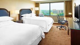Sheraton Lisle Naperville Hotel