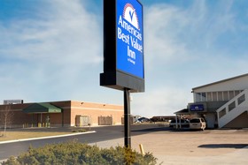 Americas Best Value Inn-litchfield