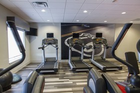Holiday Inn Express & Suites Litchfield West