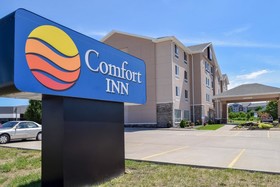 Comfort Inn & Suites Marion I-57