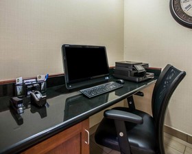 Comfort Inn & Suites Marion I-57