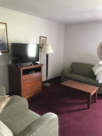 Laketree Inn And Suites Marion
