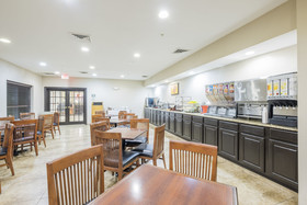 Holiday Inn Express & Suites Chicago - Matteson