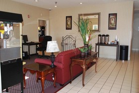 Clarion Pointe Mattoon Near University