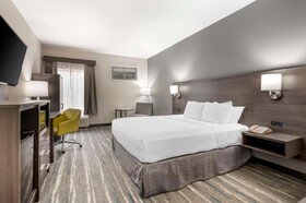 Best Western Heartland Inn