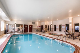 Comfort Suites