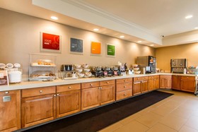 Comfort Suites