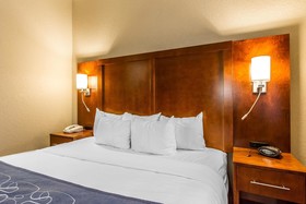 Comfort Suites