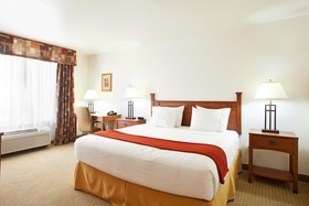 Holiday Inn Express & Suites Mattoon