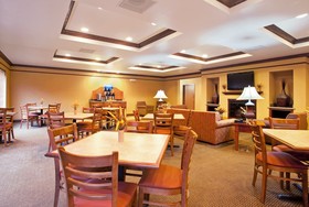 Holiday Inn Express & Suites Mattoon