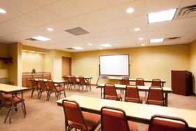 Holiday Inn Express & Suites Mattoon