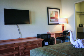 Suite Dreams Hotel