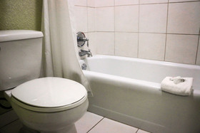 Suite Dreams Hotel