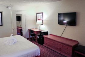 Suite Dreams Hotel