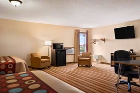Super 8 by Wyndham Mattoon
