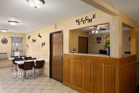 Super 8 by Wyndham Mattoon