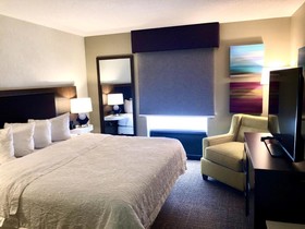 Hampton Inn McHenry