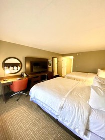 Hampton Inn McHenry