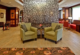 Hampton Inn McHenry