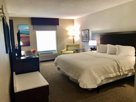 Hampton Inn McHenry