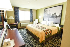 Super 8 by Wyndham McLean/Bloomington SW