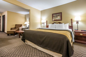 Quality Inn & Suites Mendota Near I-39