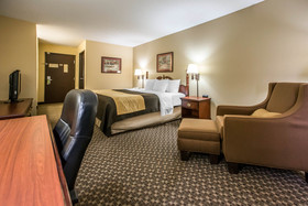 Quality Inn & Suites Mendota Near I-39