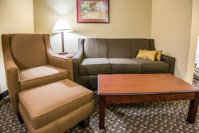 Quality Inn & Suites Mendota Near I-39