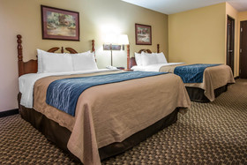 Quality Inn & Suites Mendota Near I-39