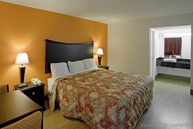 Econo Lodge Metropolis