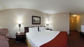 Holiday Inn Express Metropolis