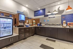 Holiday Inn Express Metropolis