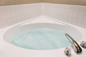 Holiday Inn Express Metropolis