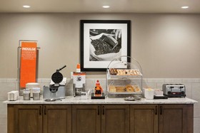 Hampton Inn & Suites Minooka