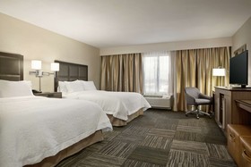 Hampton Inn & Suites Minooka