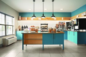 Country Inn & Suites by Radisson, Moline Airport, IL