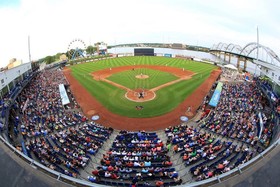 Holiday Inn Express Moline - Quad Cities