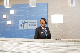 Holiday Inn Express Moline - Quad Cities