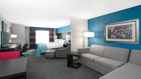 Holiday Inn Express Moline - Quad Cities