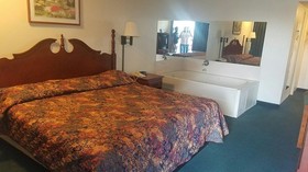 Americas Best Value Inn Moline
