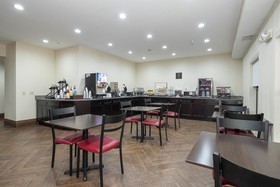 Red Roof Inn & Suites Monee