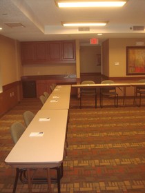AmericInn by Wyndham Monmouth
