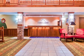 AmericInn by Wyndham Monmouth