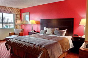 Comfort Inn & Suites at I-74 and 155