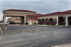 Comfort Inn & Suites at I-74 and 155